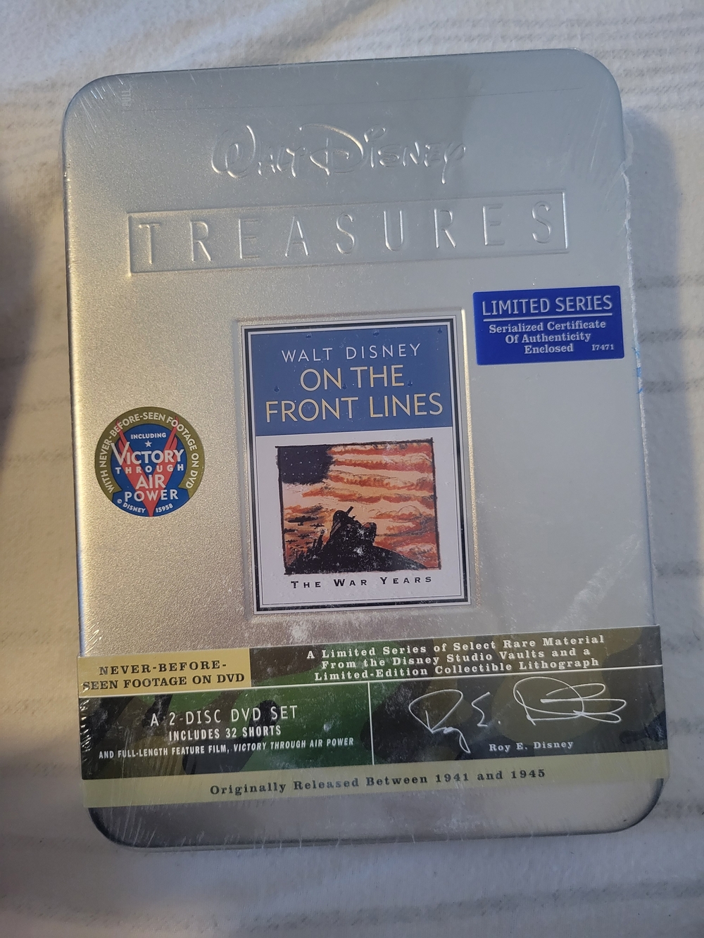 Disney Treasures Silver Metal Tin - On The Front Lines DVD Set